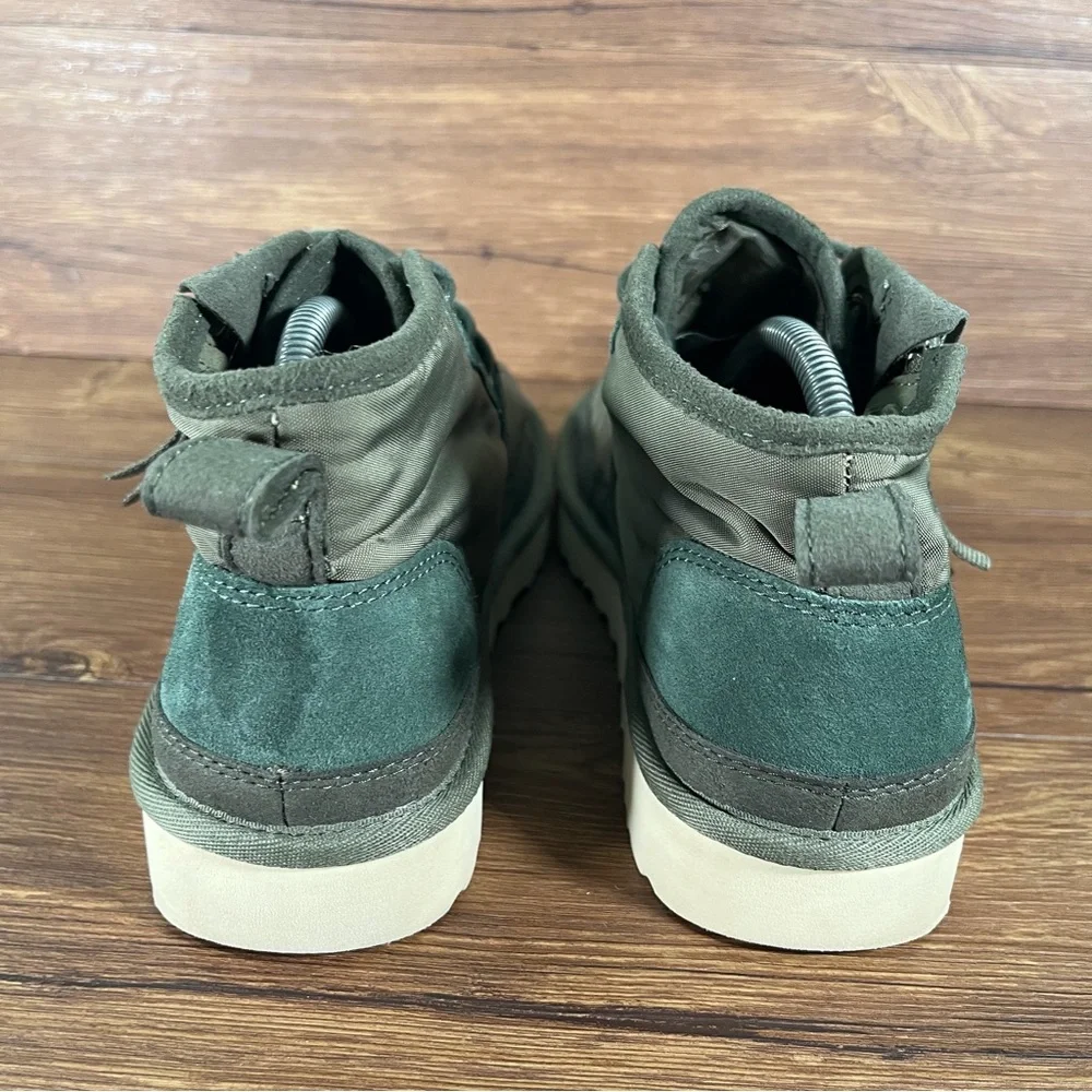 UGG ships within